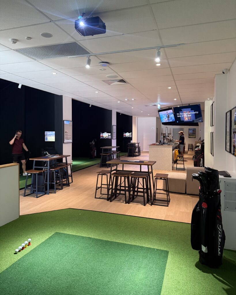 When you arrive, please head to the front desk for check-in or assistance.